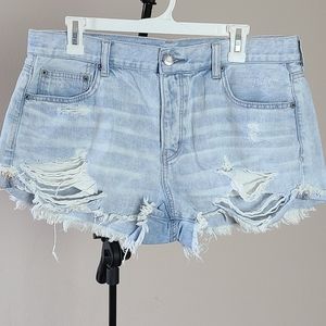 American Eagle distressed cutoff tomgirl shortie